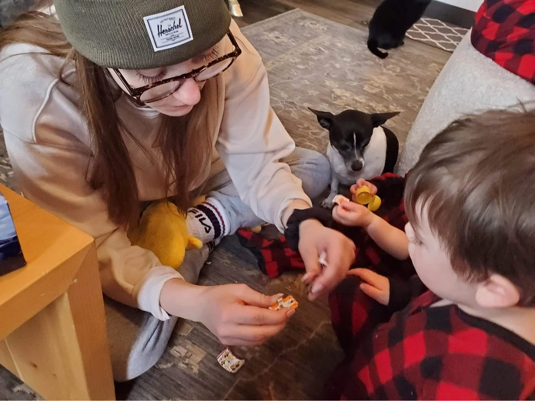 Amanda and Leo playing with Lego - Branchability - Adapted Recreation Programs