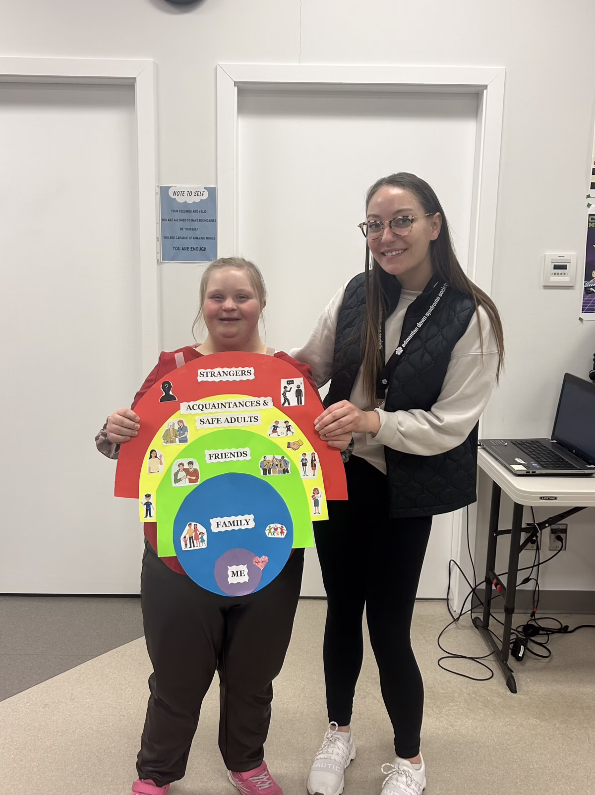 Amanda-provides-learning-activities-with-client-Branchability-Adapted-Recreation-Programs-e1775588178784